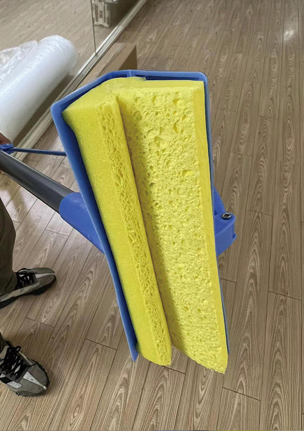 S7 Sponge Squeeze Mop